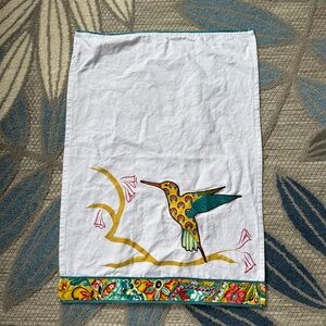 Vera Bradley Embroidered‎ Hummingbird Damask Kitchen Dish Towel 100% Cotton